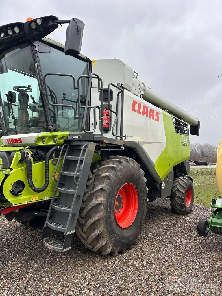 CLAAS Trion 530 Skurtreskere