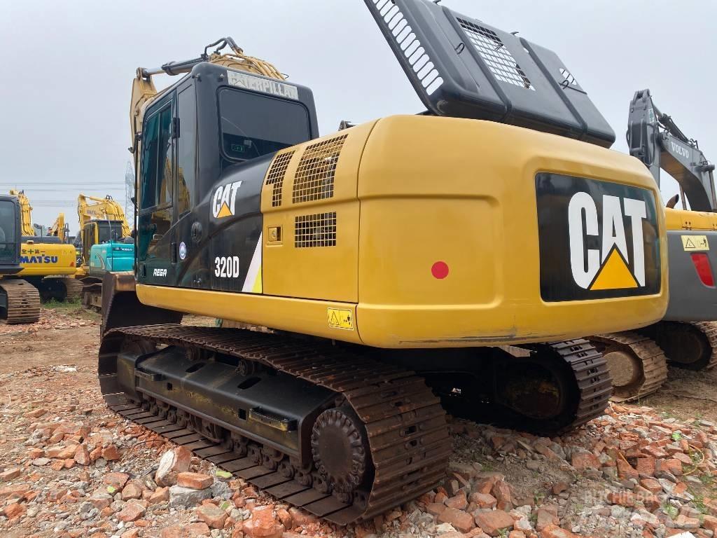 CAT 320 D L Beltegraver