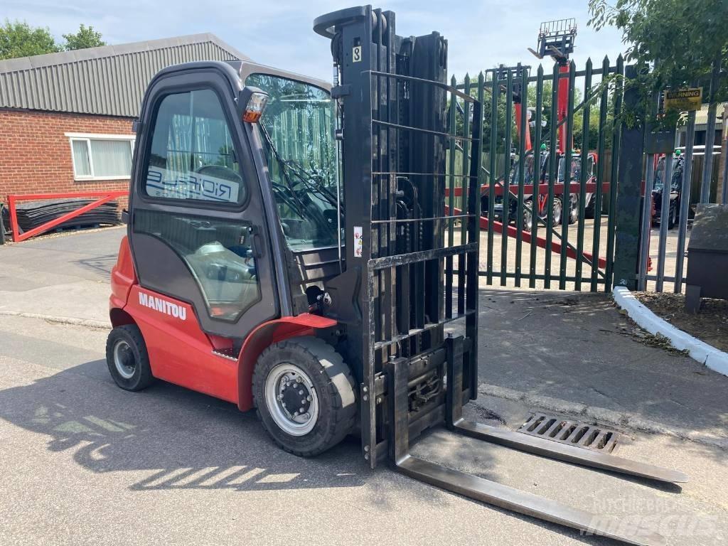 Manitou Mi25D Diesel Trucker