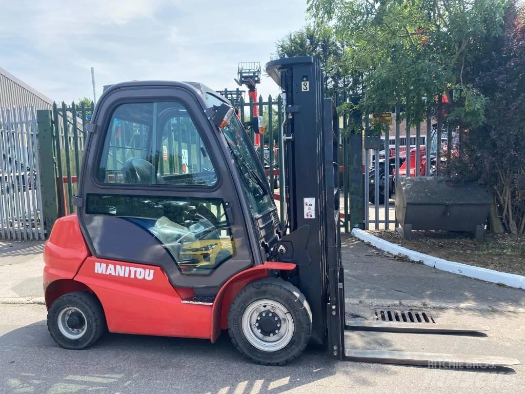 Manitou Mi25D Diesel Trucker