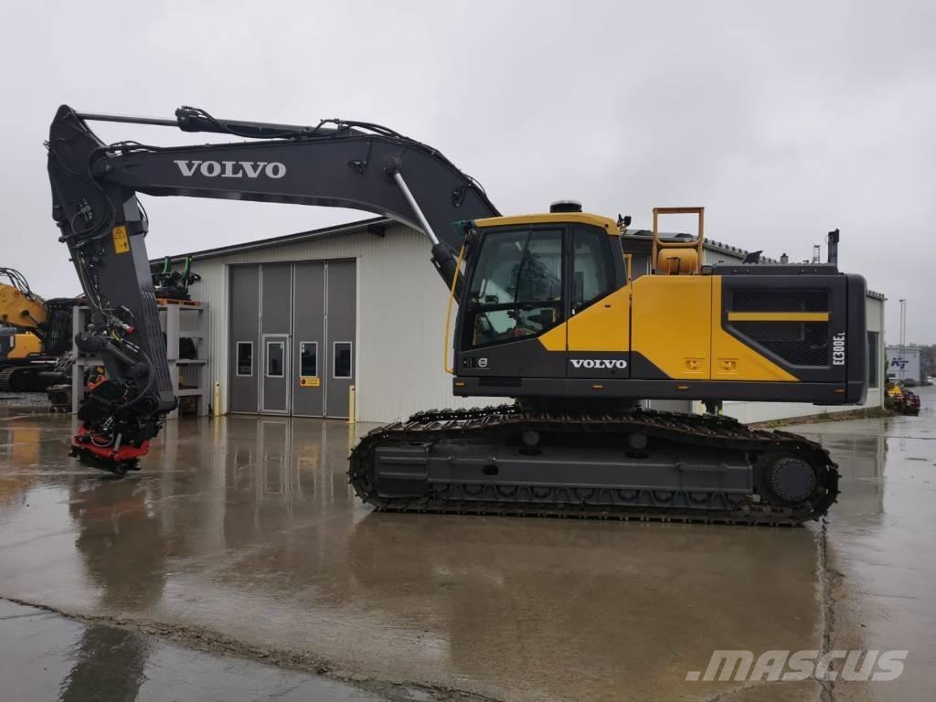 Volvo EC 300 EL Beltegraver