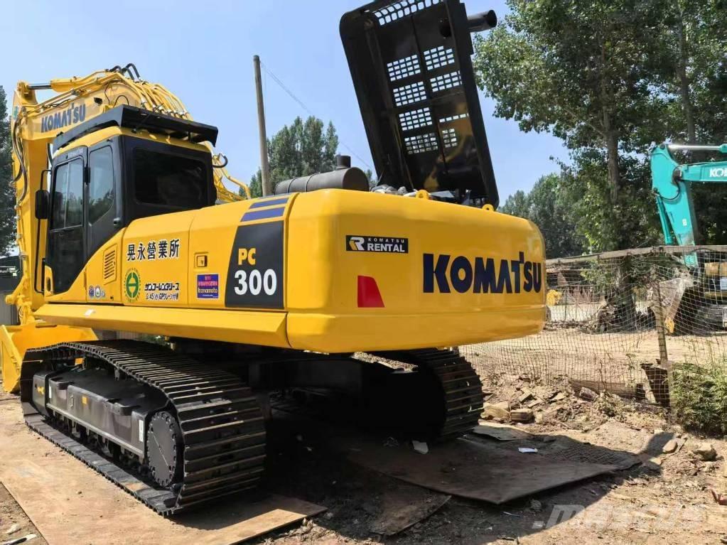 Komatsu PC 300 Beltegraver
