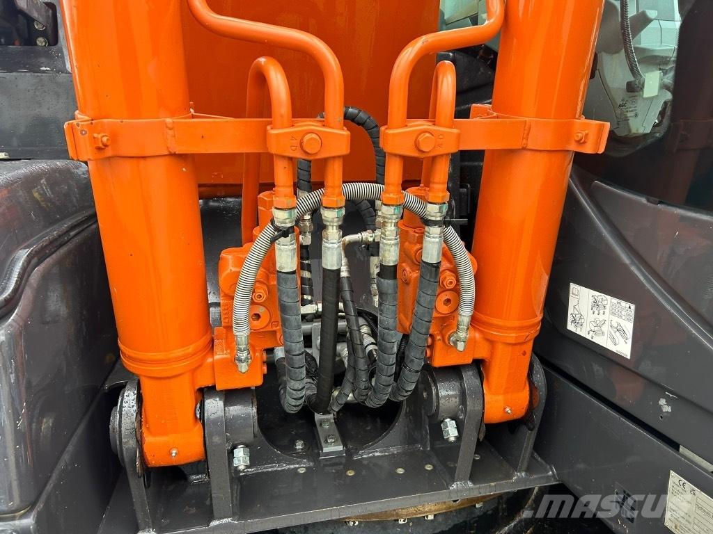Hitachi ZX130 LCN-7 Beltegraver