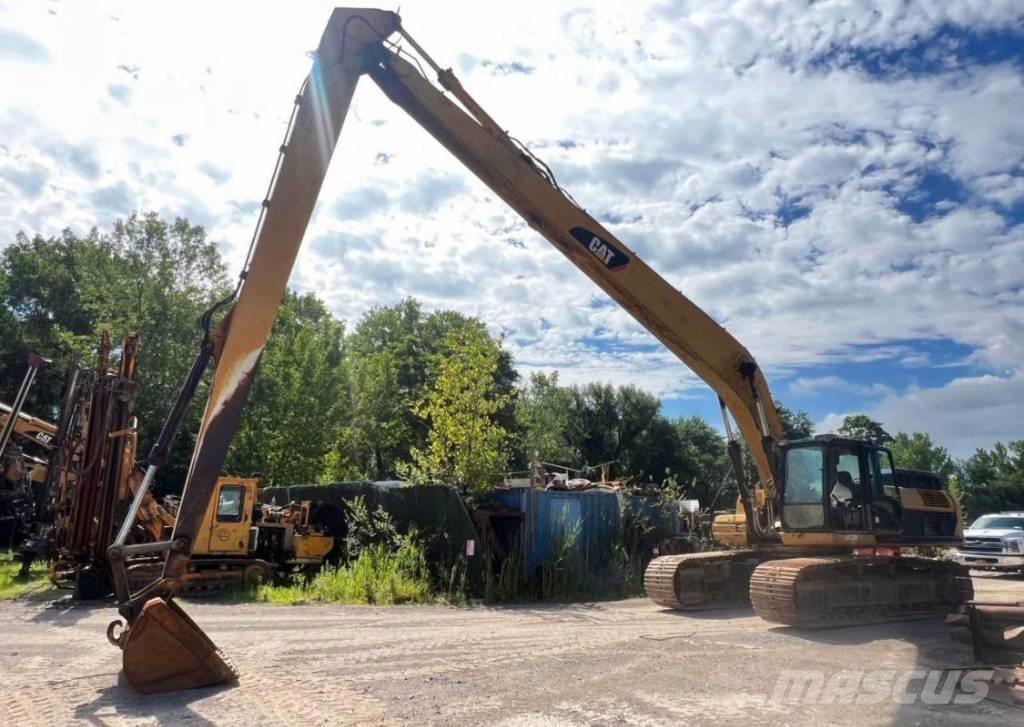 CAT 330 D L Beltegraver