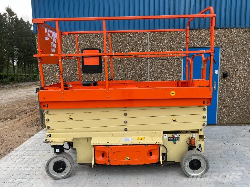 JLG 3246 ES Sakselifter