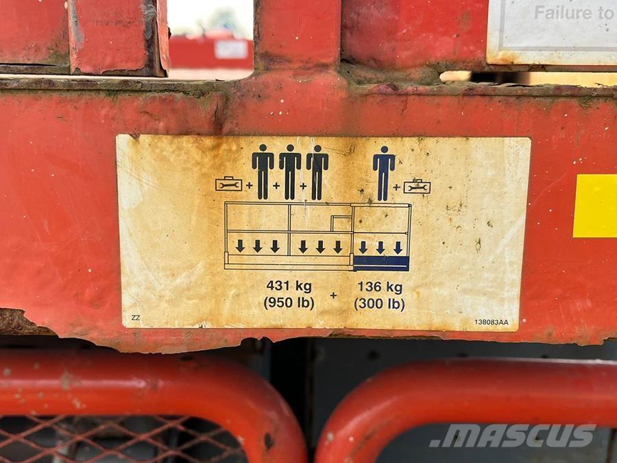 SkyJack SJ6826RT Sakselifter