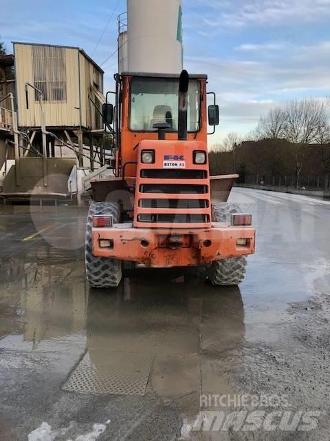 Fiat-Kobelco W110 Hjullastere