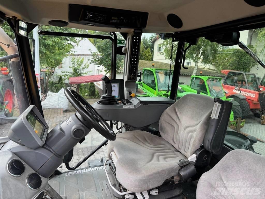JCB FASTRAC 4220 Traktorer