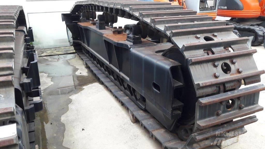 Hitachi ZX500LC-3 Chassis og understell
