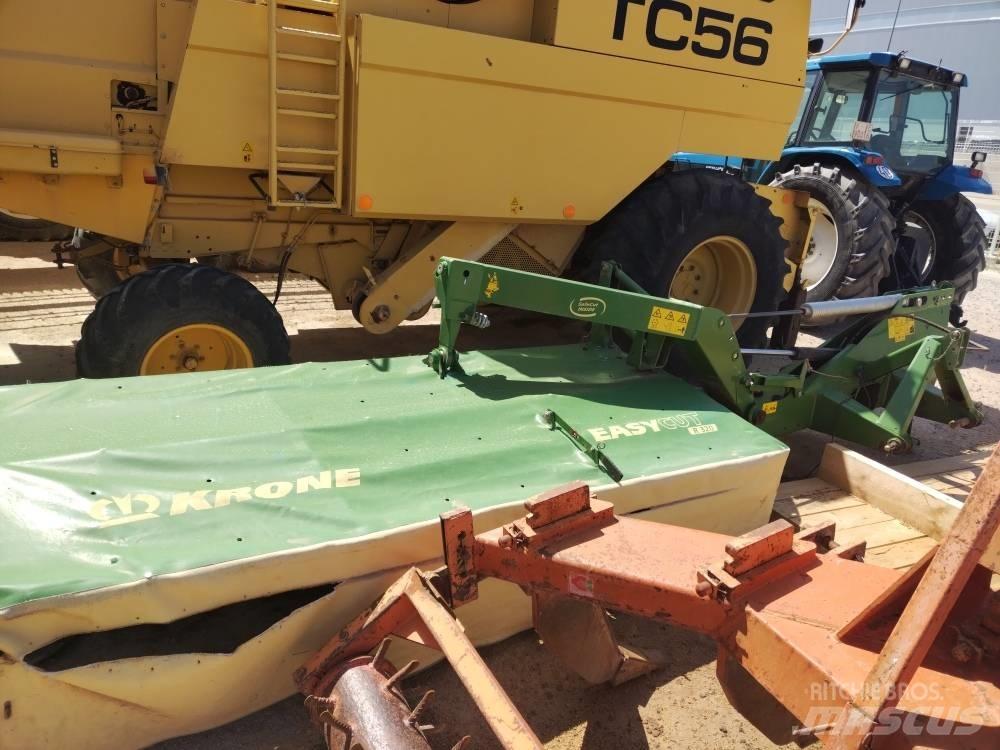 Krone Easy Cut R320 Slåmaskiner