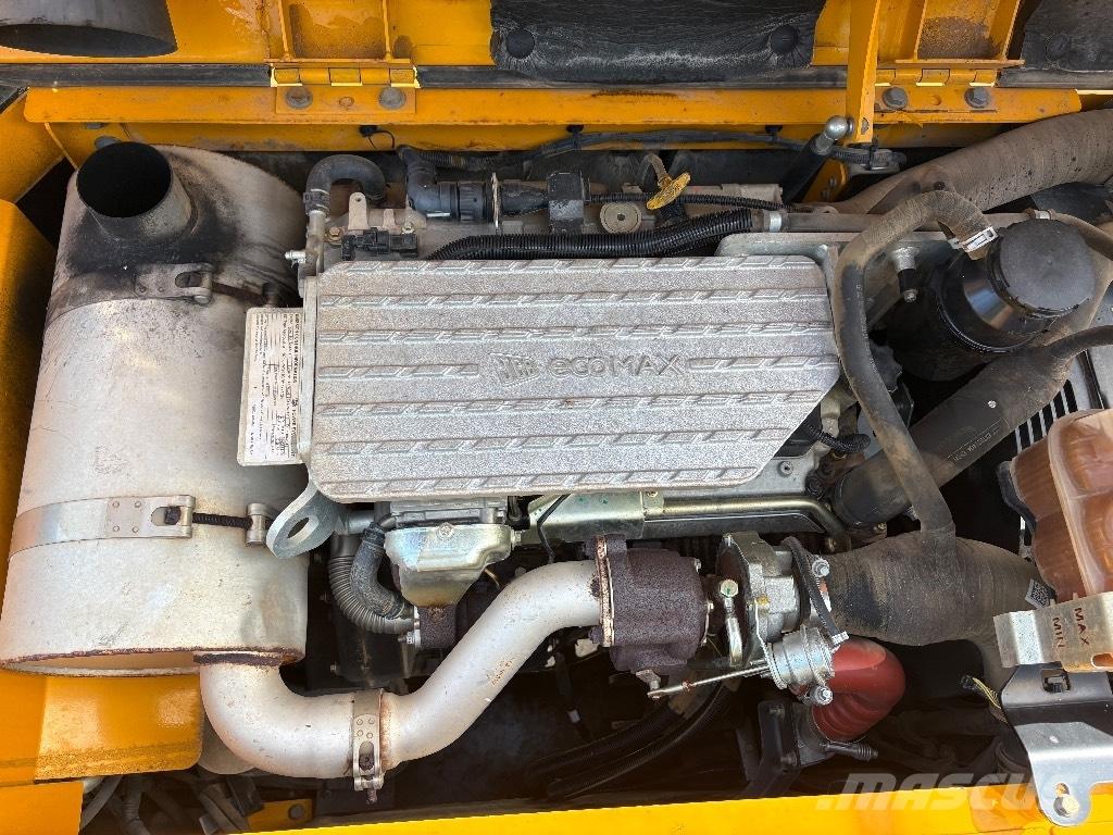 JCB JS 131 Beltegraver