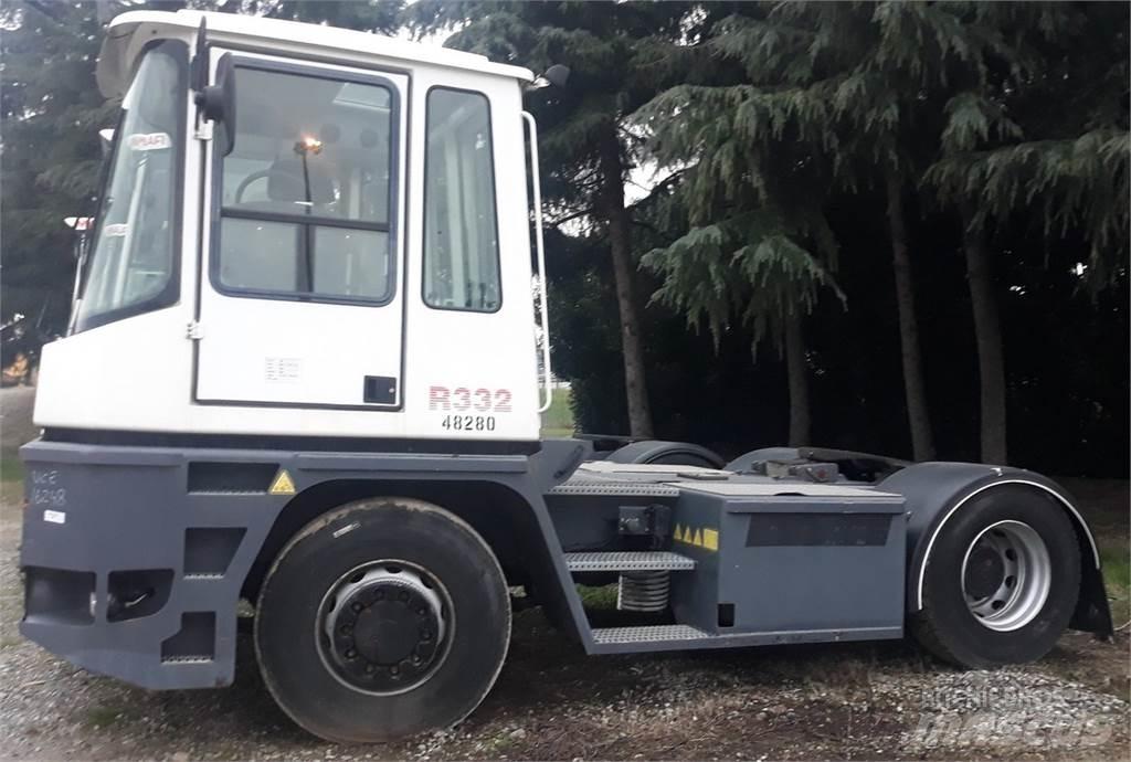  R332-4x4 Terminaltraktor
