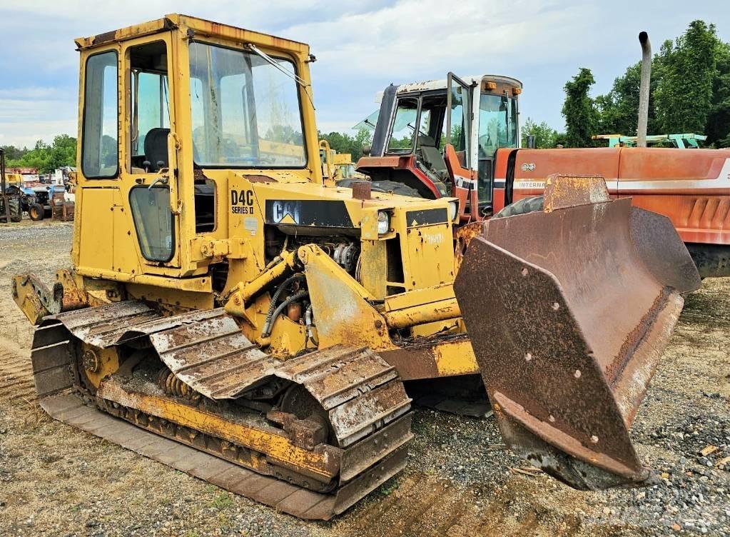 CAT D 4 C Dozere Beltegående