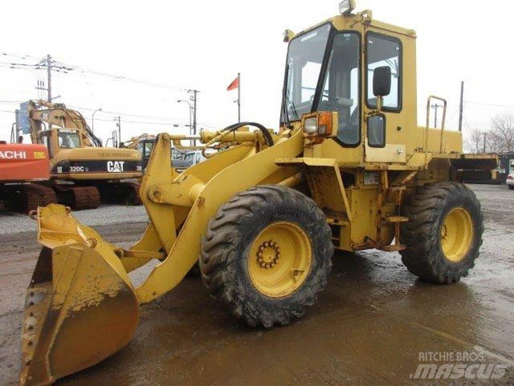 Komatsu WA100-1 Hjullastere