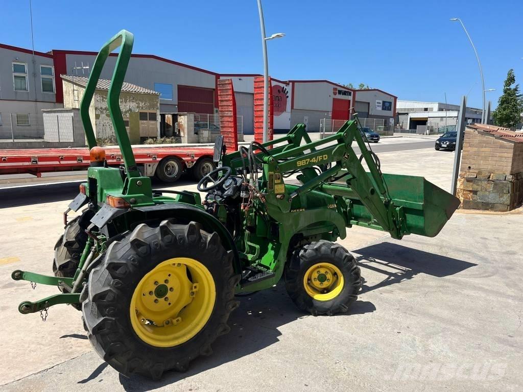 John Deere 946 Traktorer