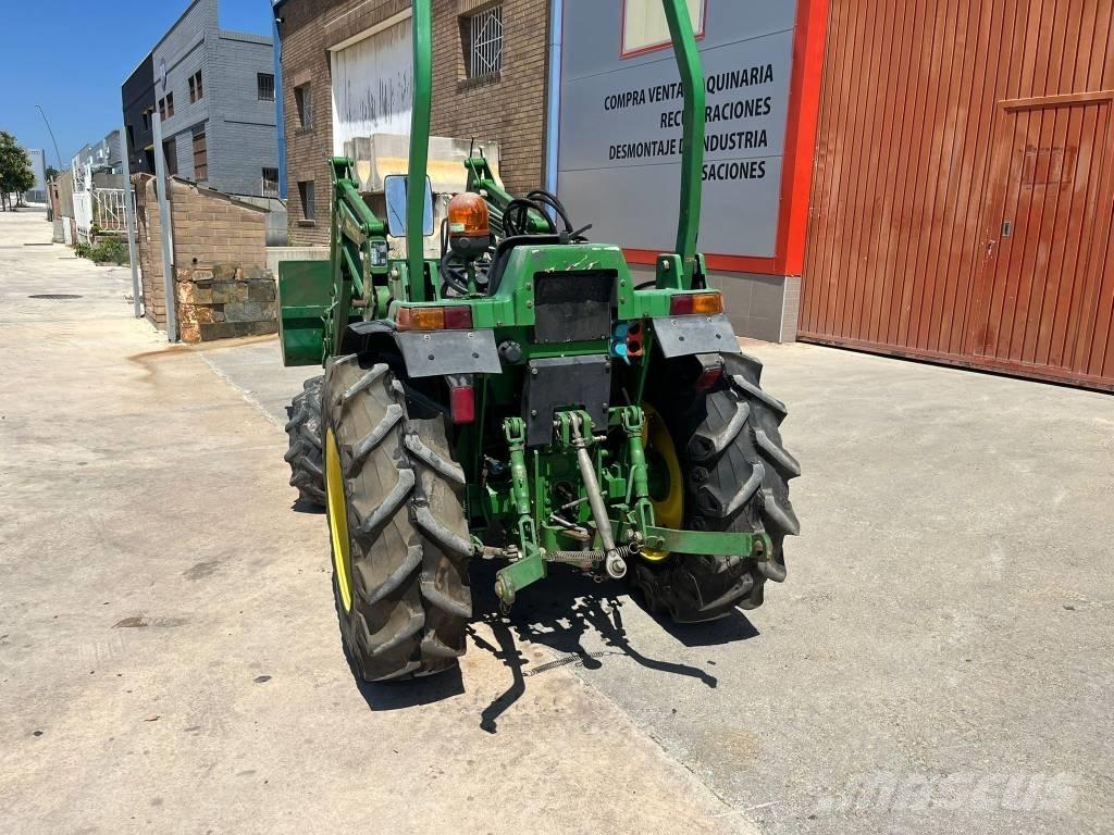John Deere 946 Traktorer