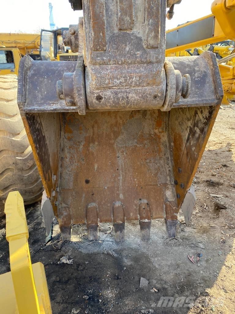 Hyundai R 215-9 Beltegraver