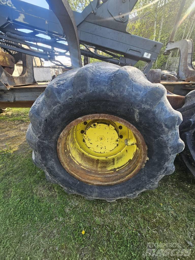 John Deere 1510 G Lassbærere