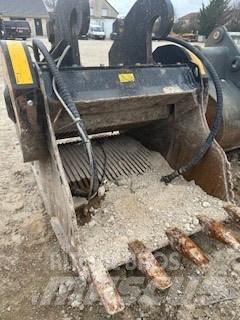  Godet MB BF 120.4 Knuseskuffer