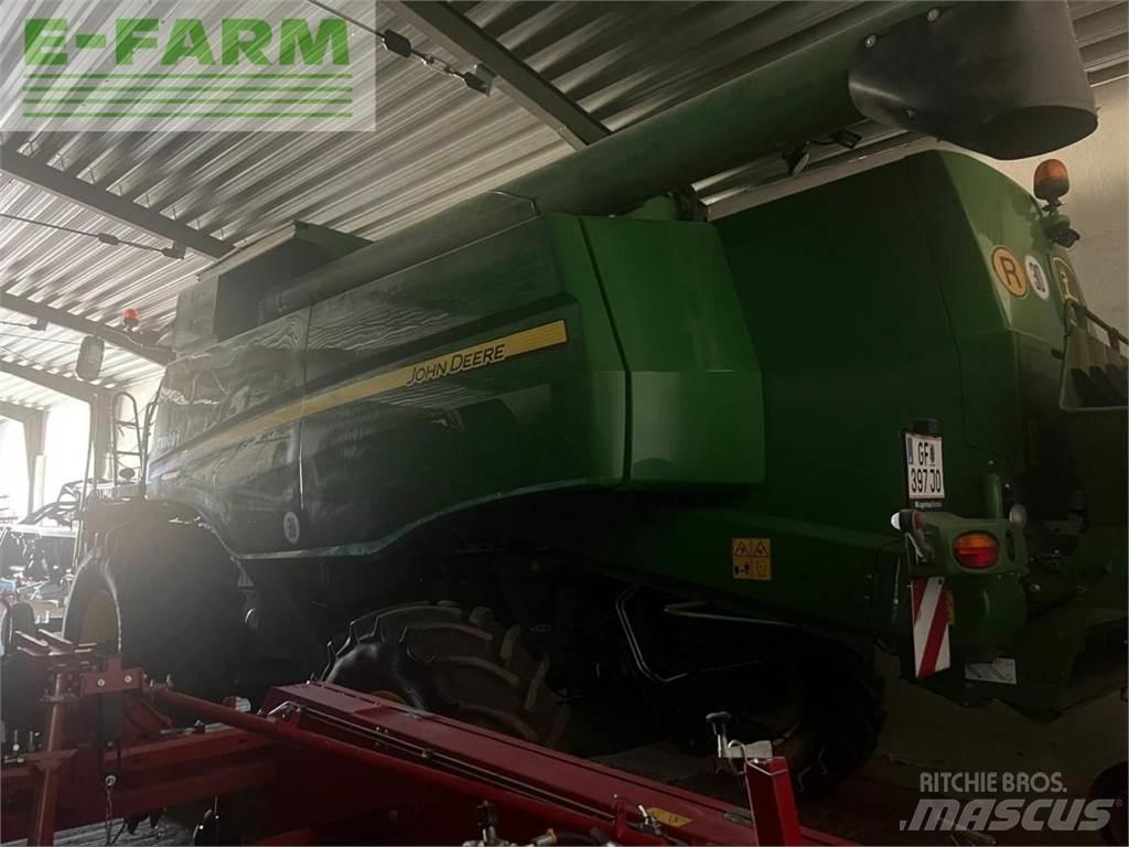 John Deere T550 Skurtreskere