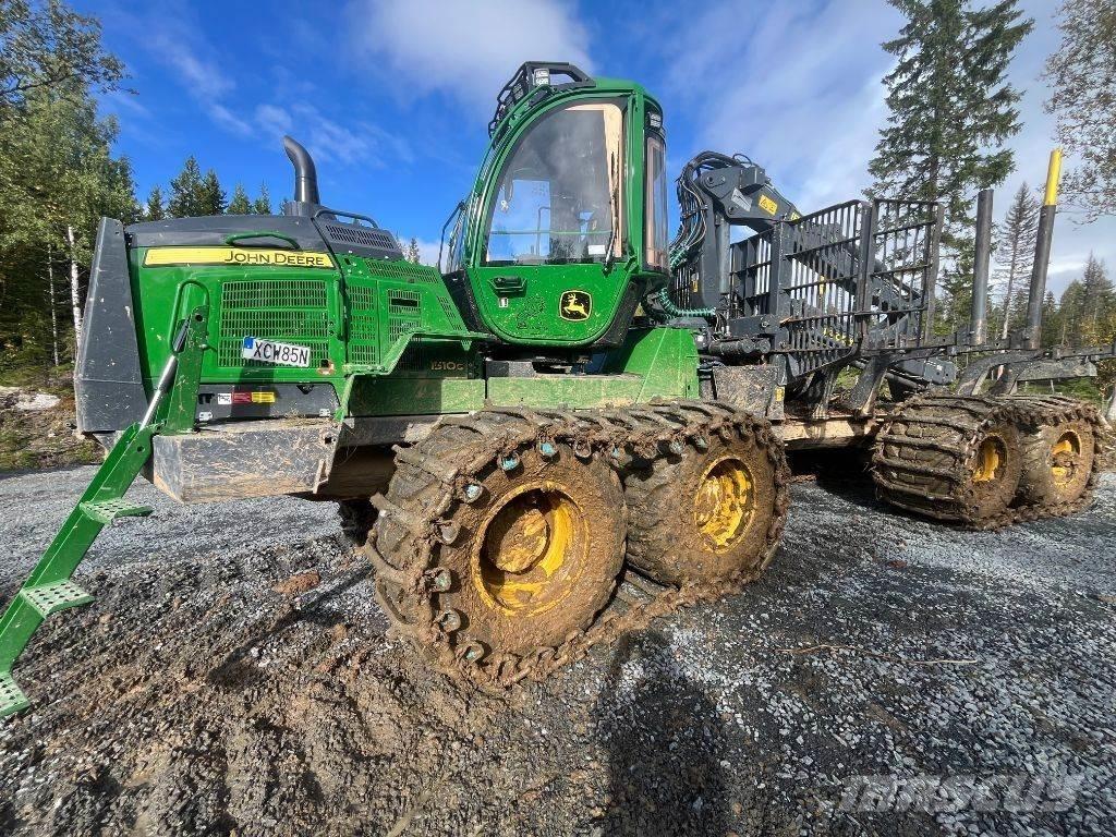 John Deere 1510G Lassbærere
