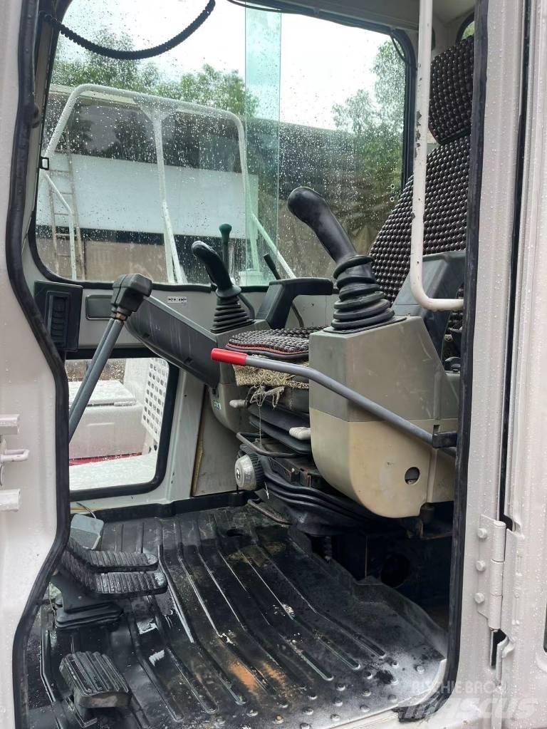 Takeuchi TB 160C Beltegraver