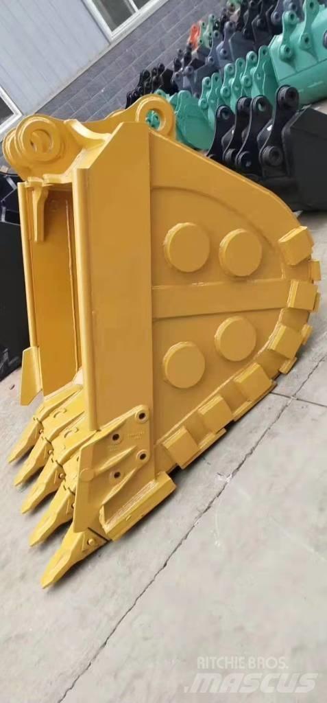 Komatsu PC210 Skuffer