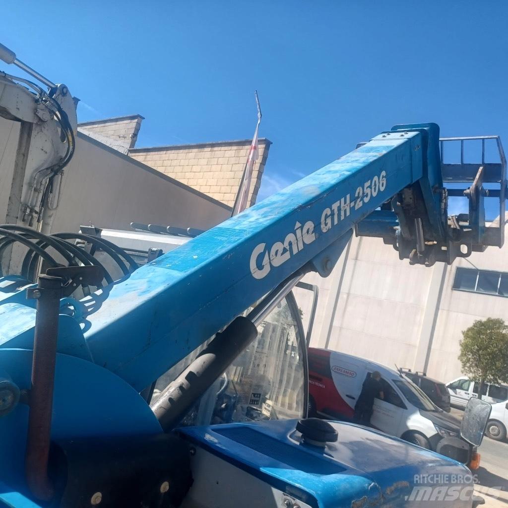 Genie GTH 2506 Teleskoplastere