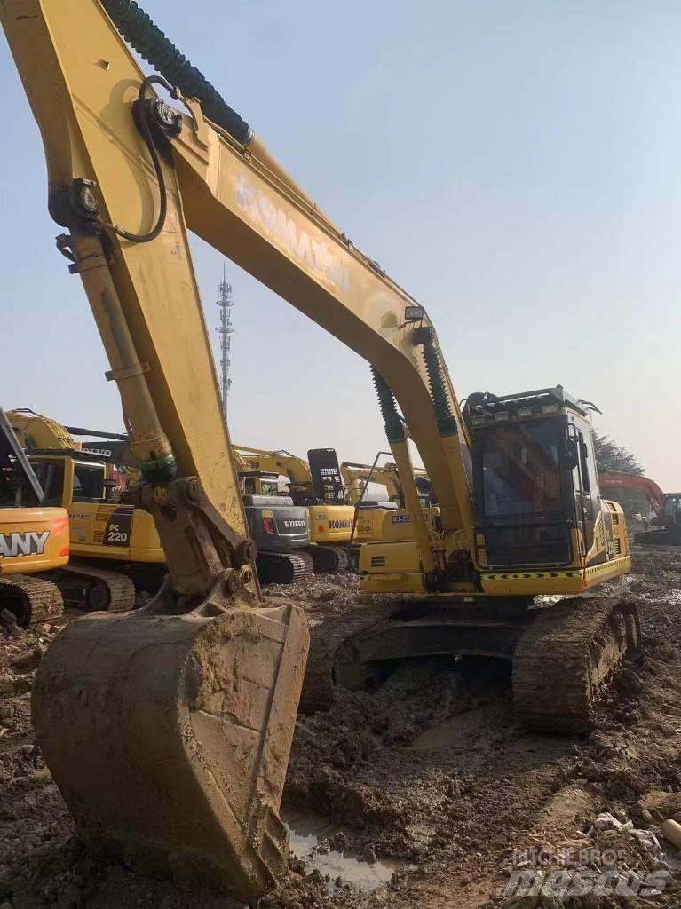 Komatsu PC 220-8M0 Beltegraver