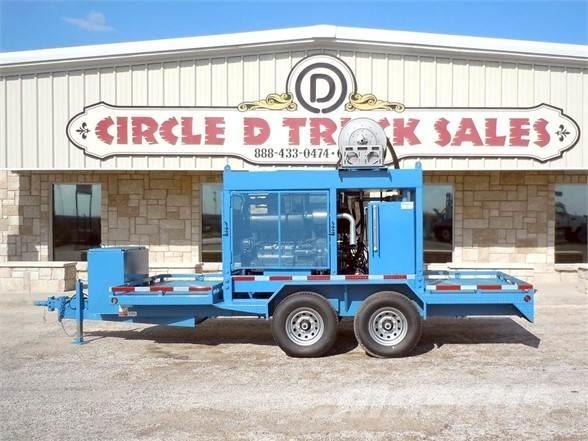  CUSTOM BUILT Andre hengere