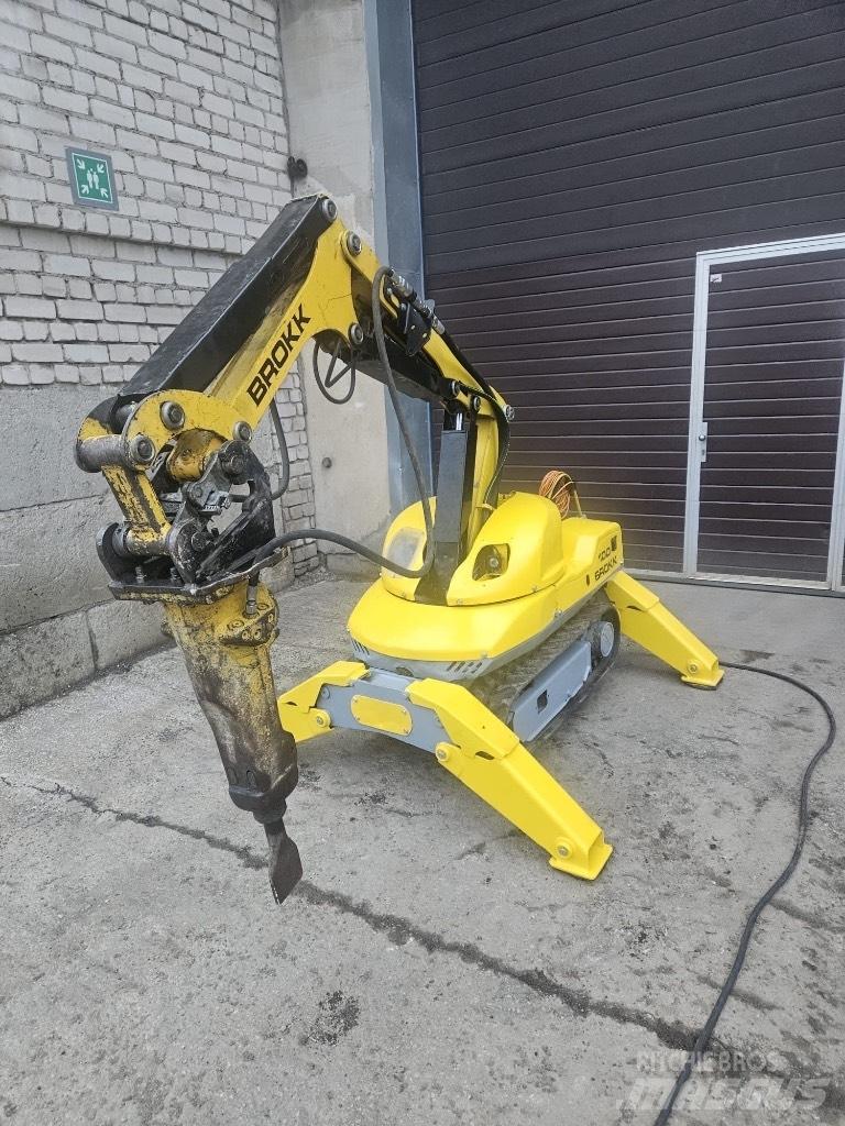 Brokk 100 Gravemaskiner for riving