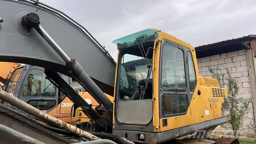 Volvo EC 290 B LC Aksler