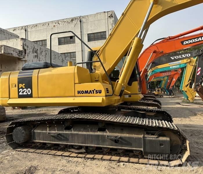 Komatsu PC 220 Beltegraver
