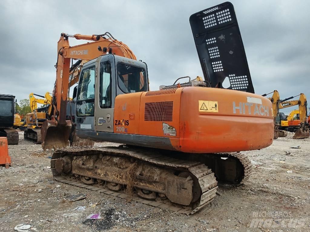 Hitachi ZX 200 Beltegraver
