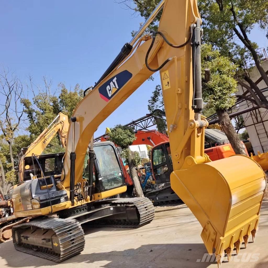 CAT 320 D L Beltegraver