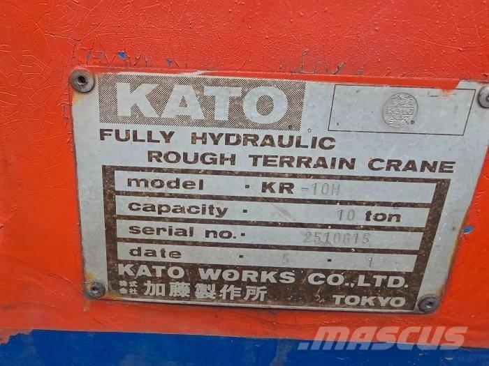 Kato MR100 Røff terreng kraner