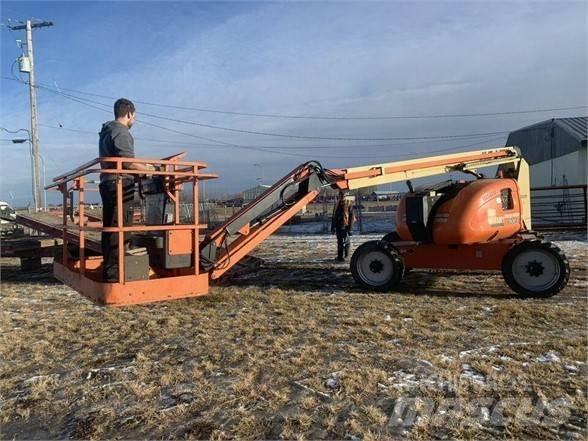 JLG 600AJ Leddede bomlifter