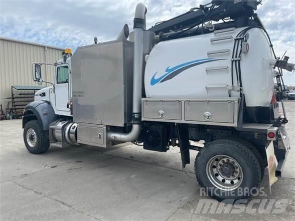 Peterbilt 348 Slamsugere