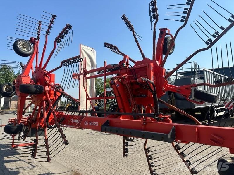 Kuhn GA 8020 Svanser
