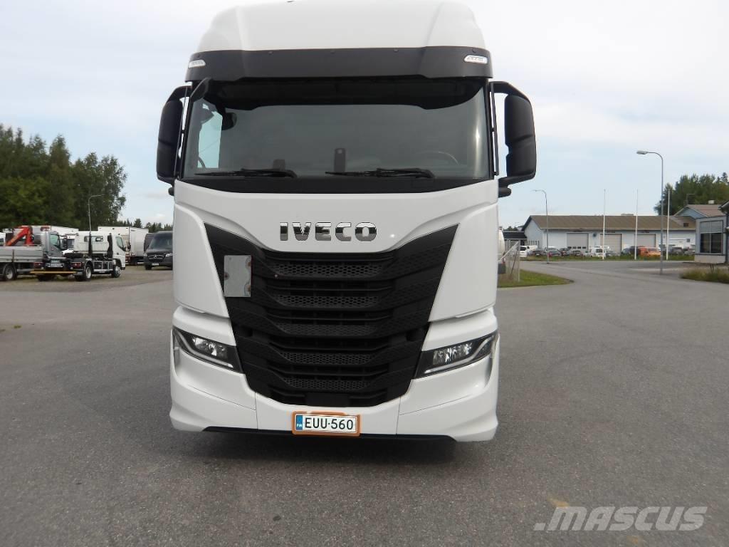 Iveco AS 440 STX Trekkvogner