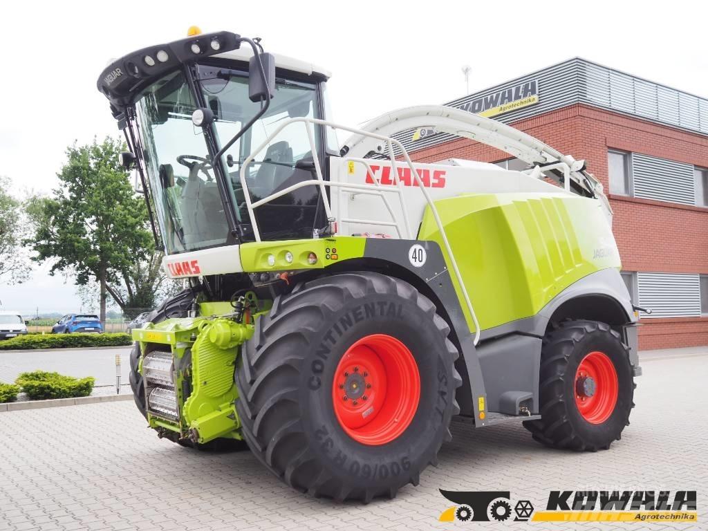 CLAAS Jaguar 940 4WD Selvdrevne fôrhøstere