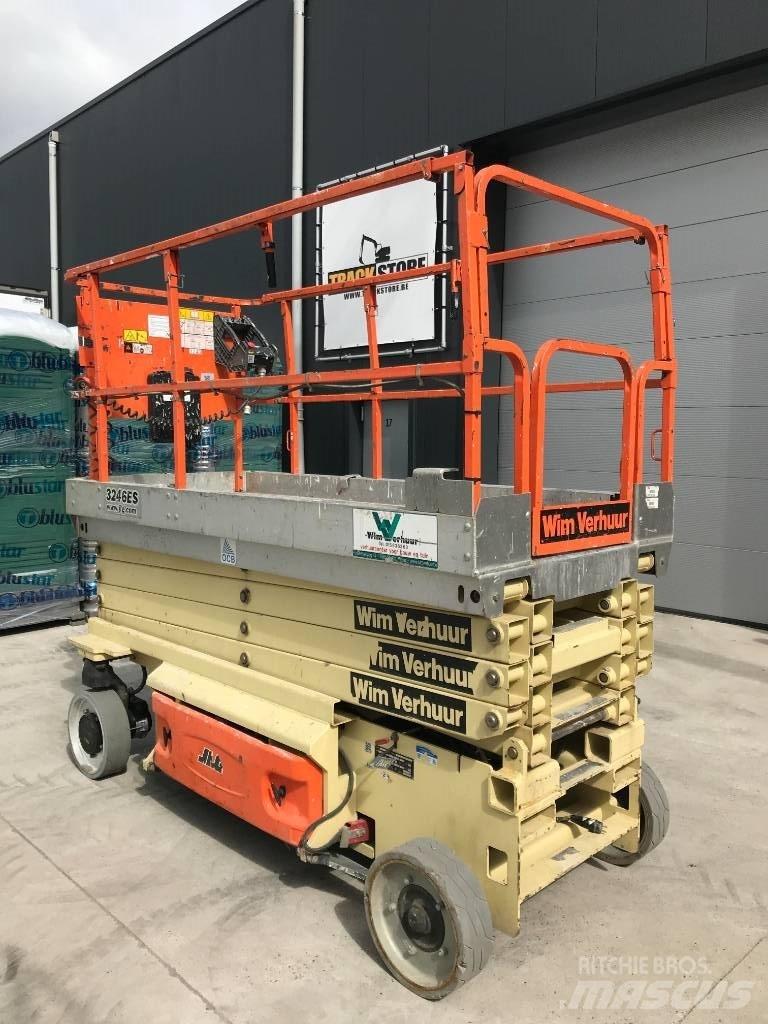 JLG 3246 ES Sakselifter
