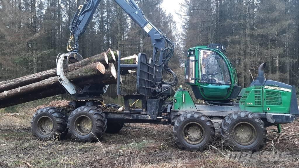John Deere 1110 E Lassbærere