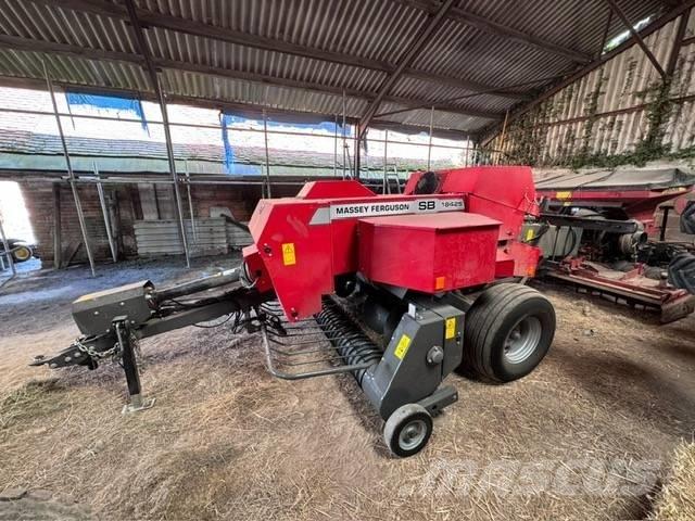 Massey Ferguson 1842 Firkantpresser