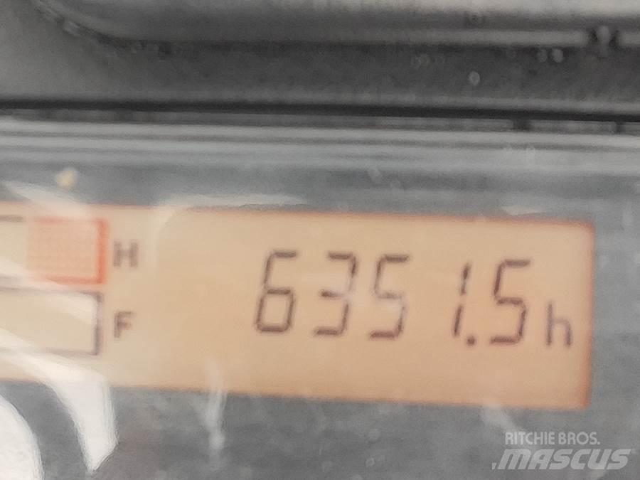 Toyota 02-8FDF30 Diesel Trucker
