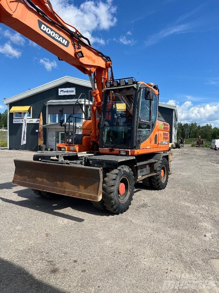 Doosan DX 160 W-3 Hjulgravere