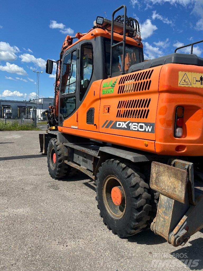 Doosan DX 160 W-3 Hjulgravere