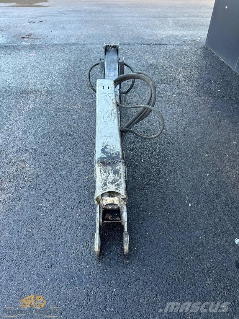 Komatsu 105F Lassbærere