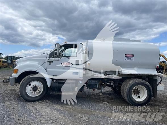Ford F750 XL Vanningsvogn for støvdemping