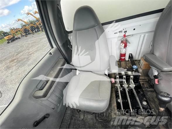 Ford F750 XL Vanningsvogn for støvdemping